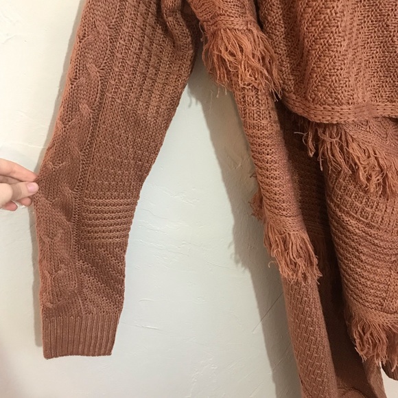 Blanket cable fringe waterfall cardigan sweater - Picture 5 of 7
